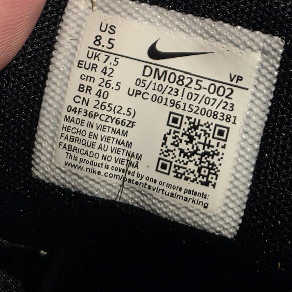 Mens Size 8.5 - Nike Giannis Immortality 2 Holographic Black Sneakers DM0825-002 - Picture 9 of 9